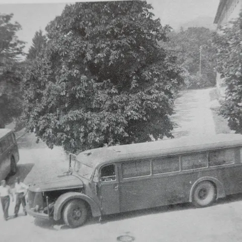 "Grauer Bus" mit denen die Opfer abtransportiert wurden. Quelle: Hess. Hauptsstaatsarchiv Wiesbaden