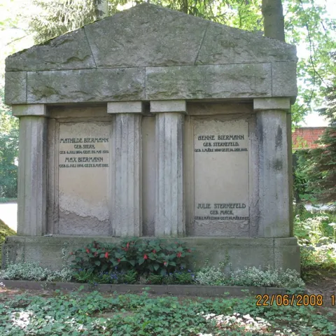 Grabmal Biermann, Ostfriedhof Gera